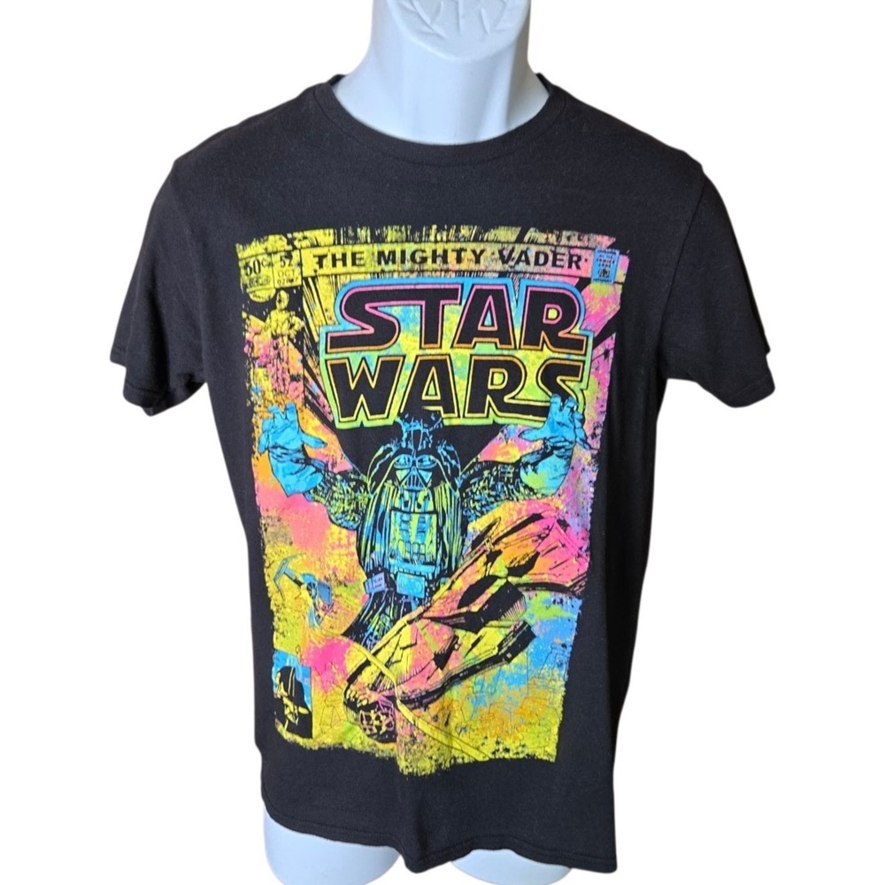Mad Engine Mens Sci Fi Star Wars Shirt Size M Darth Vader Comic Graphic Print